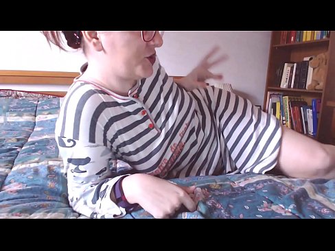 ❤️ Gabh an coileach mòr dubh seo nad bheul tràill bheag Pornografach aig gd.nudexxx.ru ☑